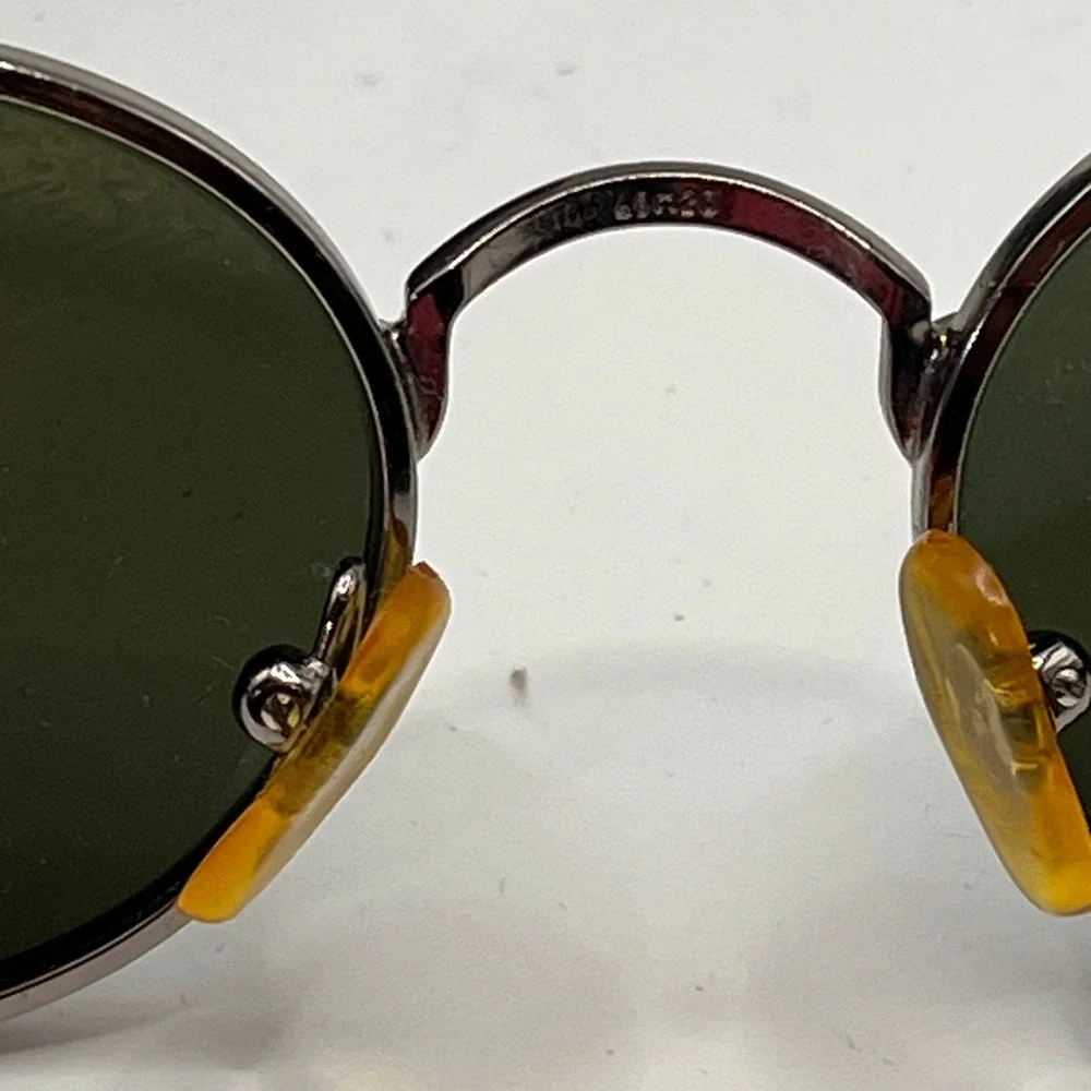 Byblos 570-S Oval Sunglasses Gold Tone Metal Green Lenses Made in Italy‎ Small